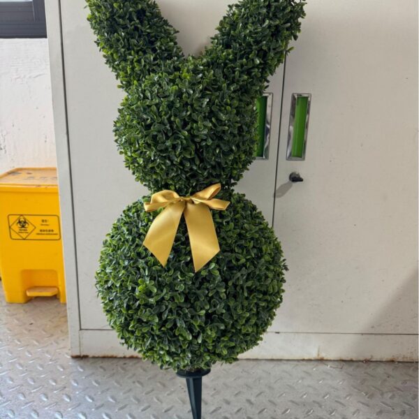 GreenNest Decorative Bunny